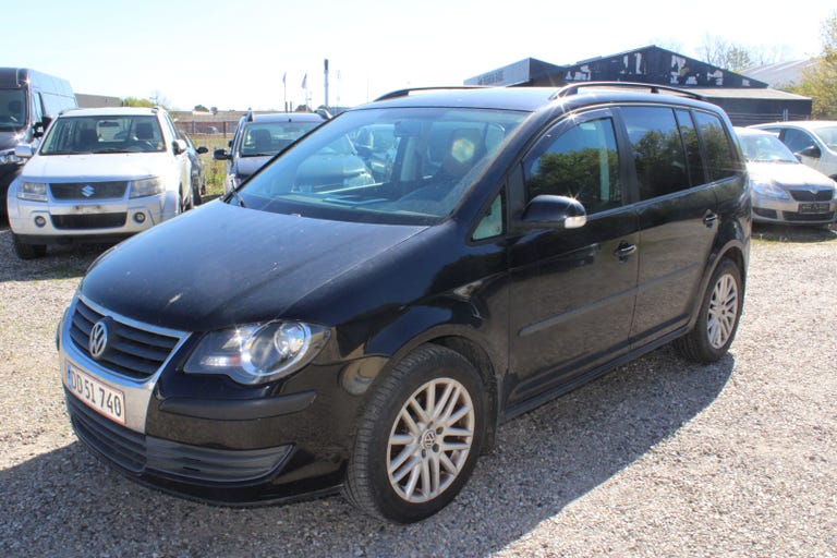 VW Touran TDi 105 Conceptline