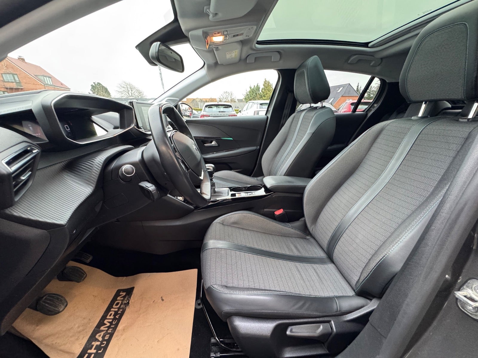 Billede af Peugeot 208 1,5 BlueHDi 100 Edition:210+