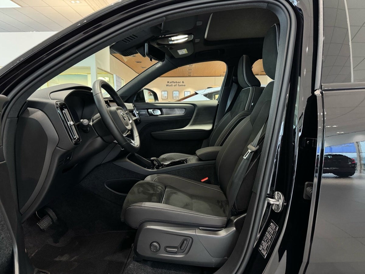 Volvo EX40 Twin Performance Ultra Black Edition billede 9