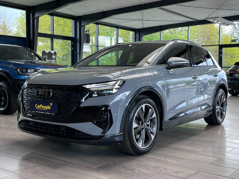 Audi Q4 e-tron S-line