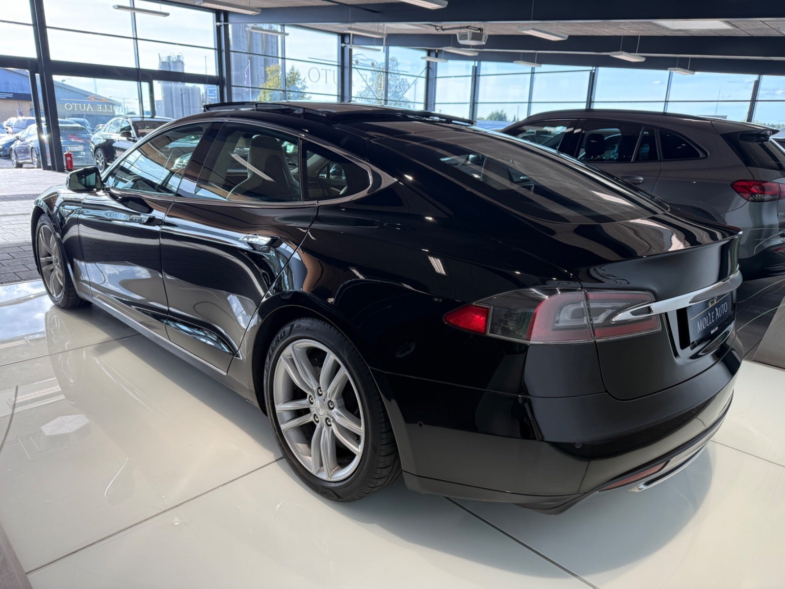 Billede af Tesla Model S  85D