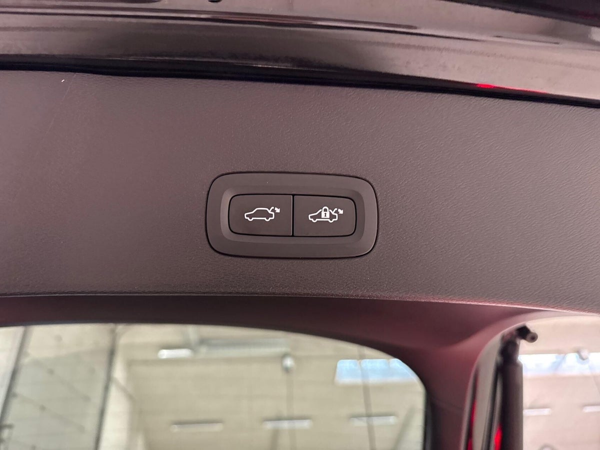 Volvo EC40 Twin Black Edition billede 24