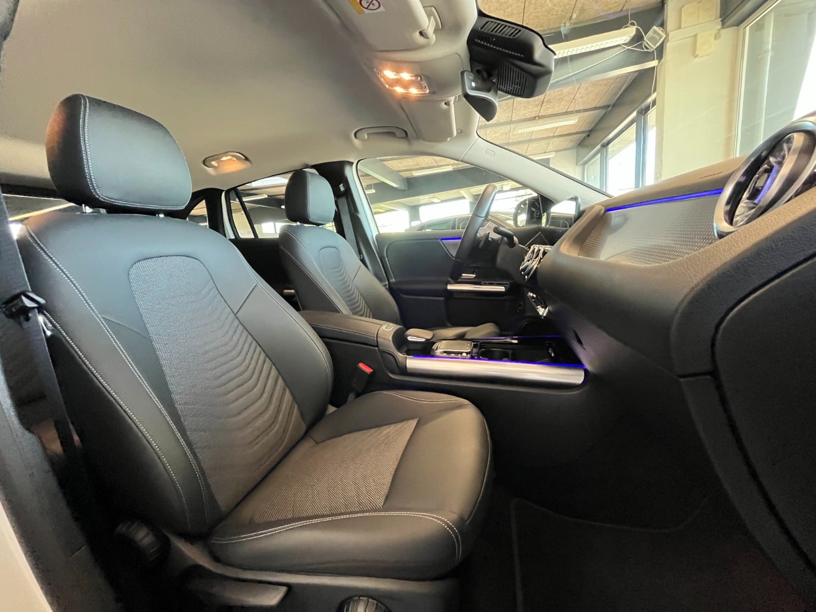 Billede af Mercedes EQA300  Progressive 4Matic