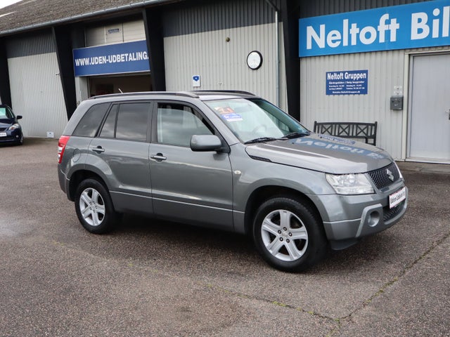 Suzuki Grand Vitara 2,0 SE
