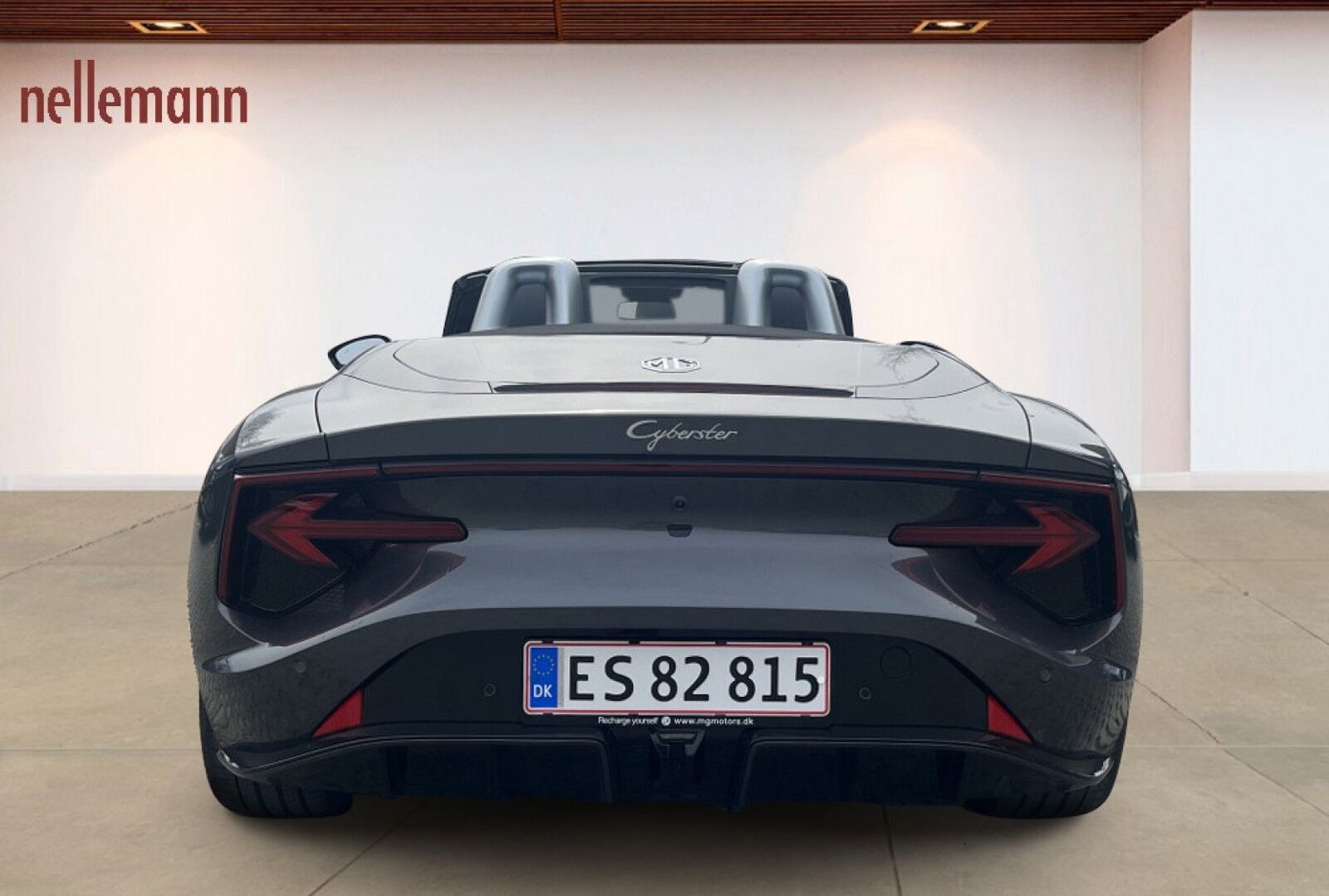 MG Cyberster Trophy Long Range