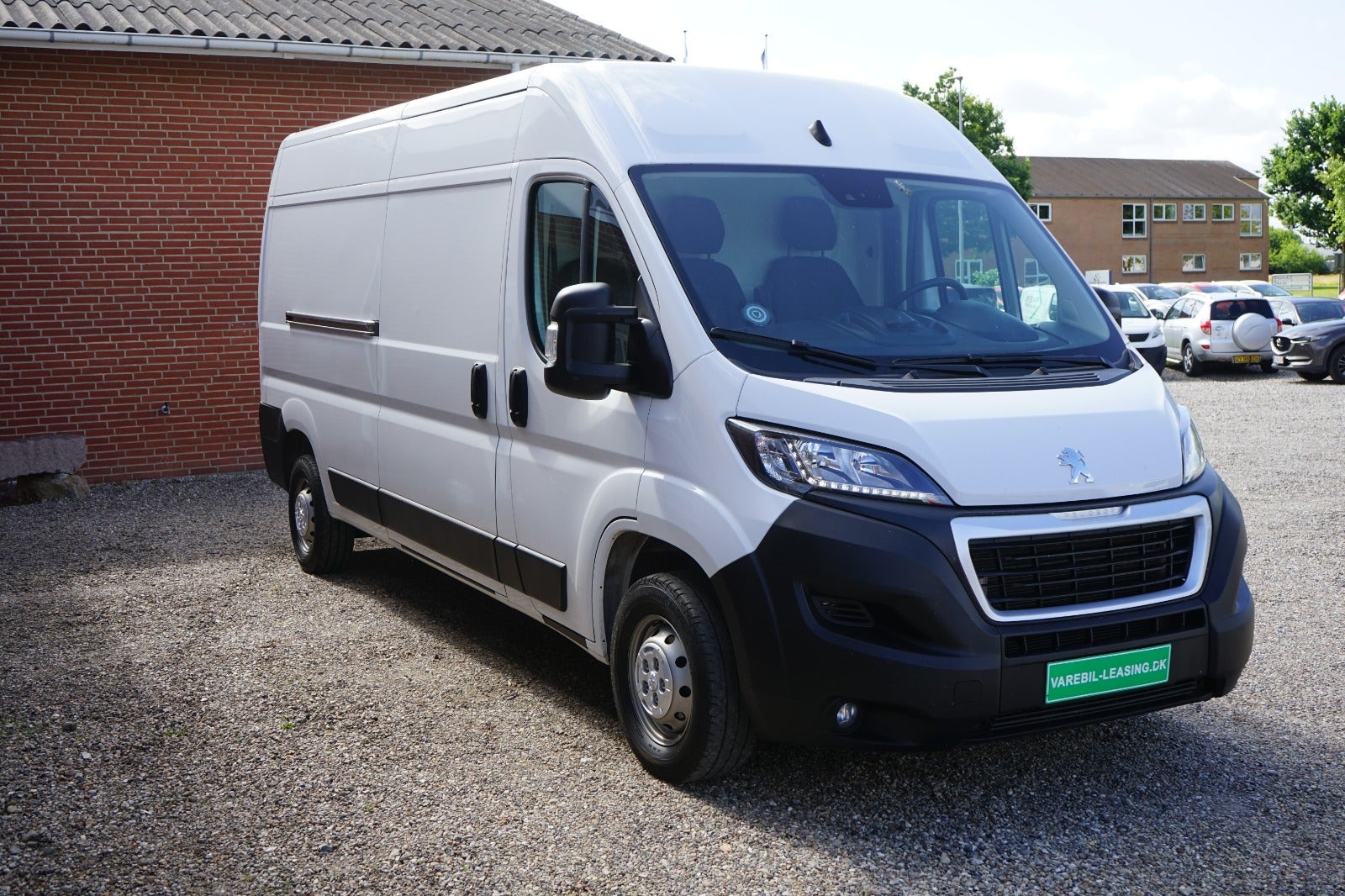 Billede af Peugeot Boxer 335 2,2 BlueHDi 140 L3H2 Premium