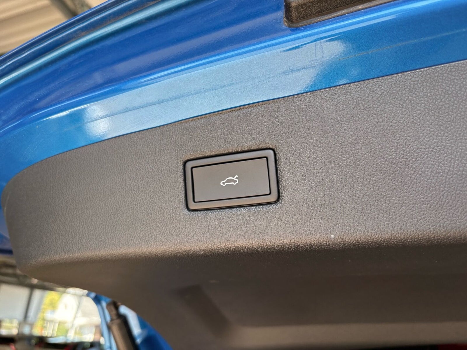 Ford Explorer Premium Extended Range AWD