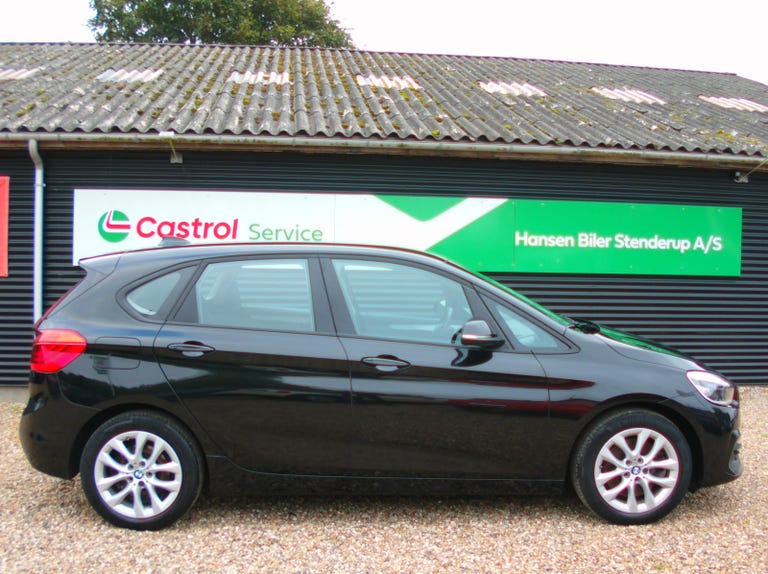BMW 225xe Active Tourer Connected aut.