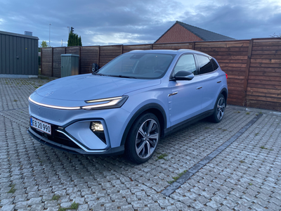 MG Marvel R  Luxury 5d