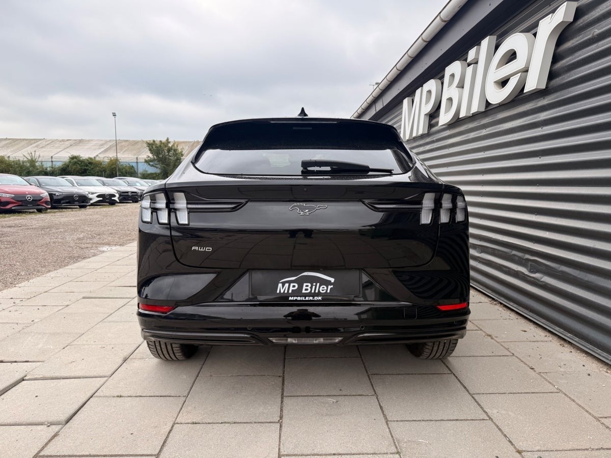 Billede af Ford Mustang Mach-E 73 Premium Standard Range AWD