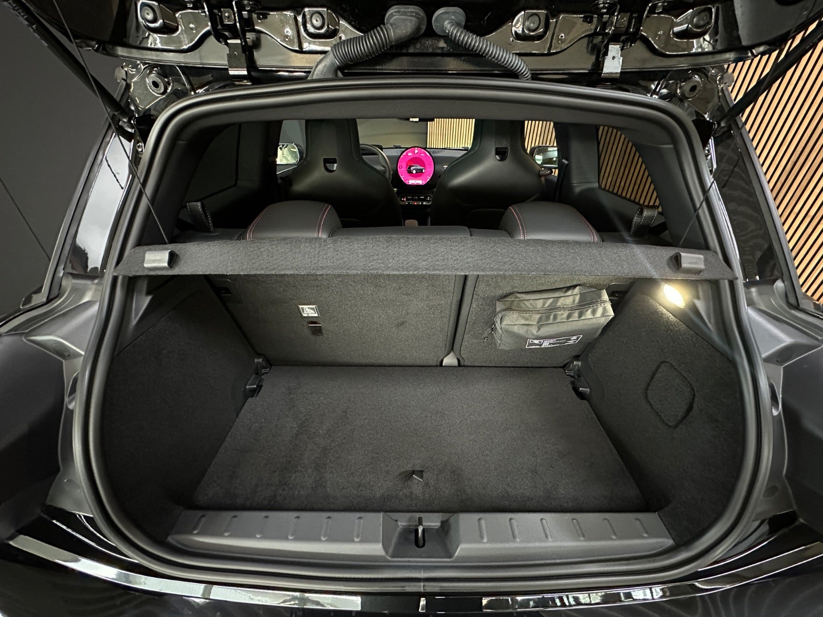 Billede af MINI Cooper E JCW Trim M