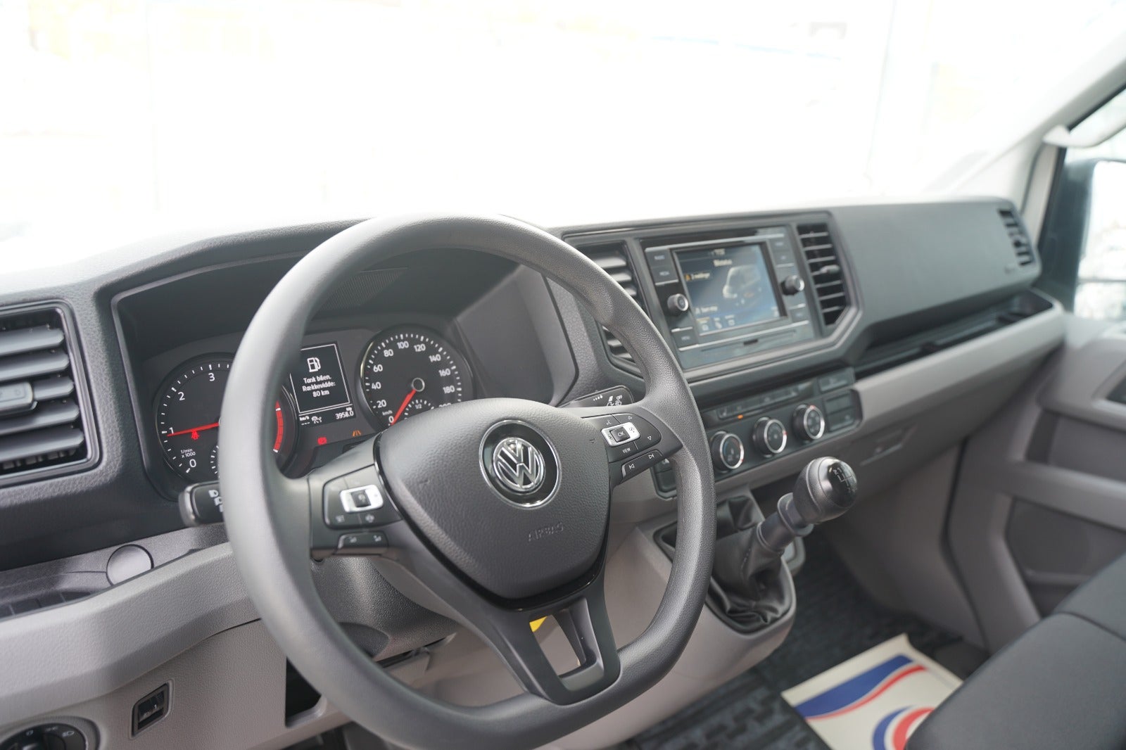 Billede af VW Crafter 35 2,0 TDi 140 Kassevogn L3H2