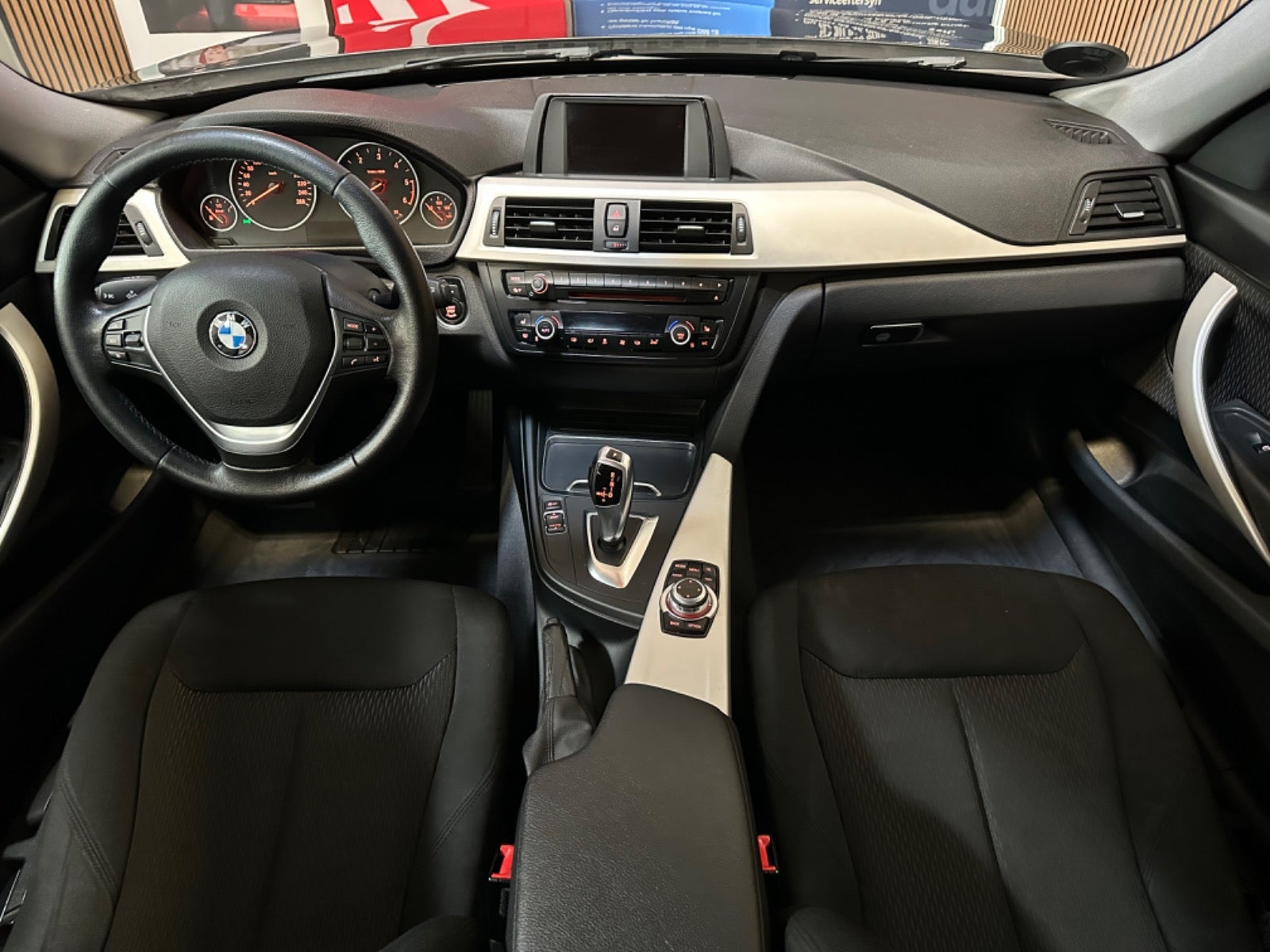 BMW 320d 2016