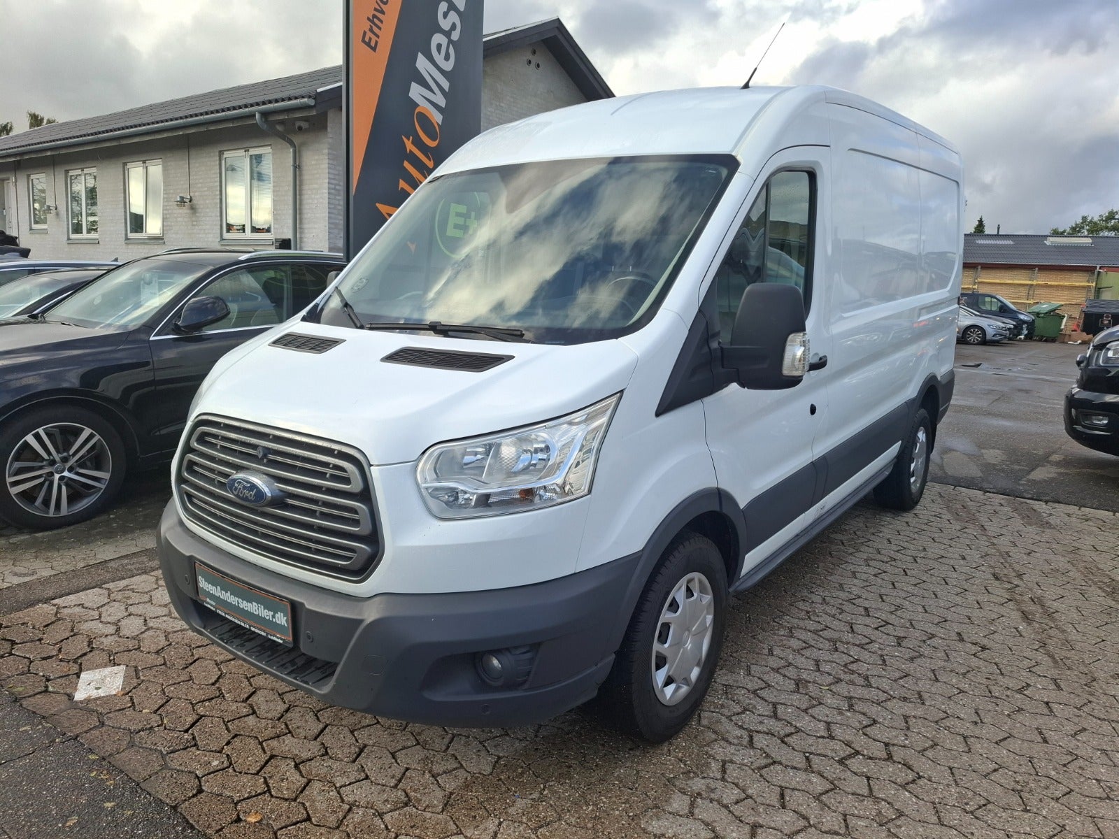 Ford Transit 350 L2 Van 2017