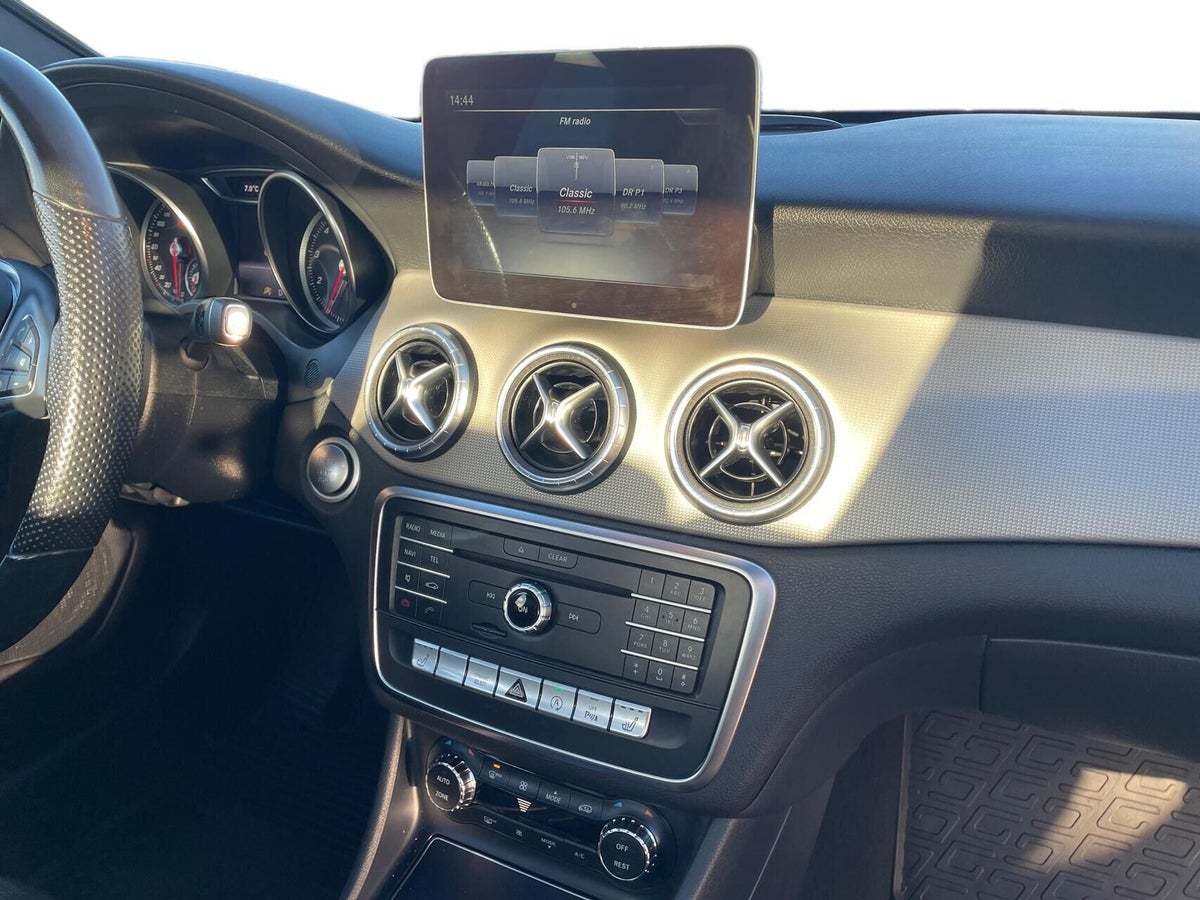 Mercedes CLA200 Coupé aut. billede 11