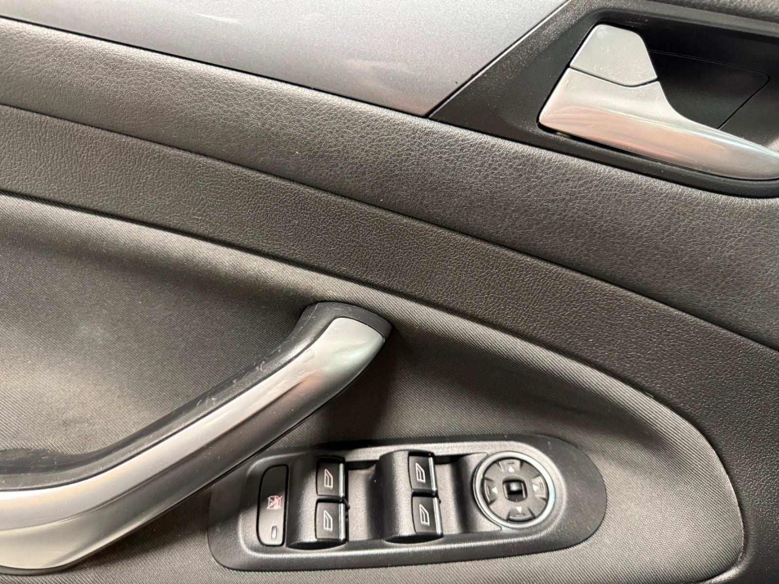 Billede af Ford Mondeo 2,0 TDCi 140 Titanium stc.