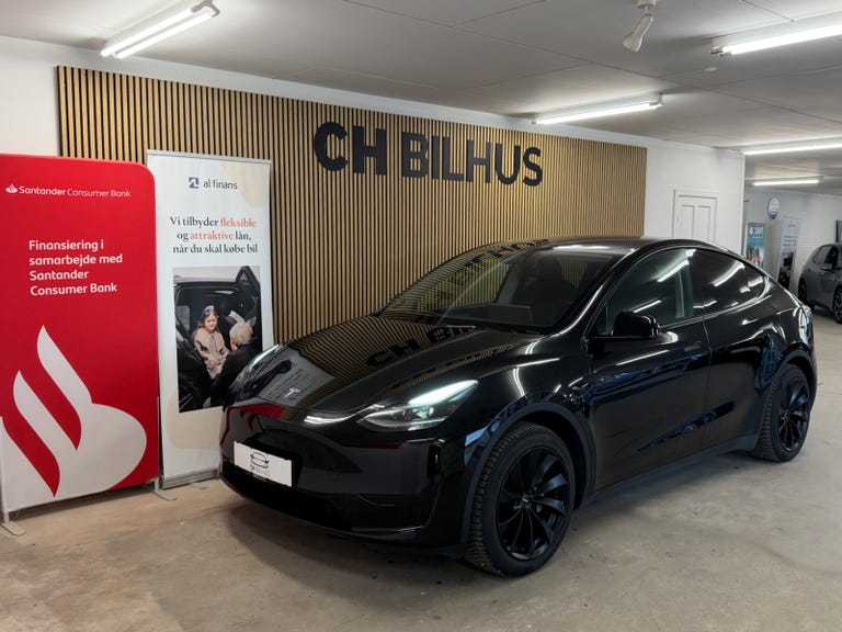 Tesla Model Y RWD