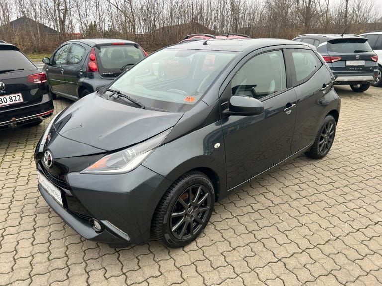 Toyota Aygo VVT-i x-play x-touch