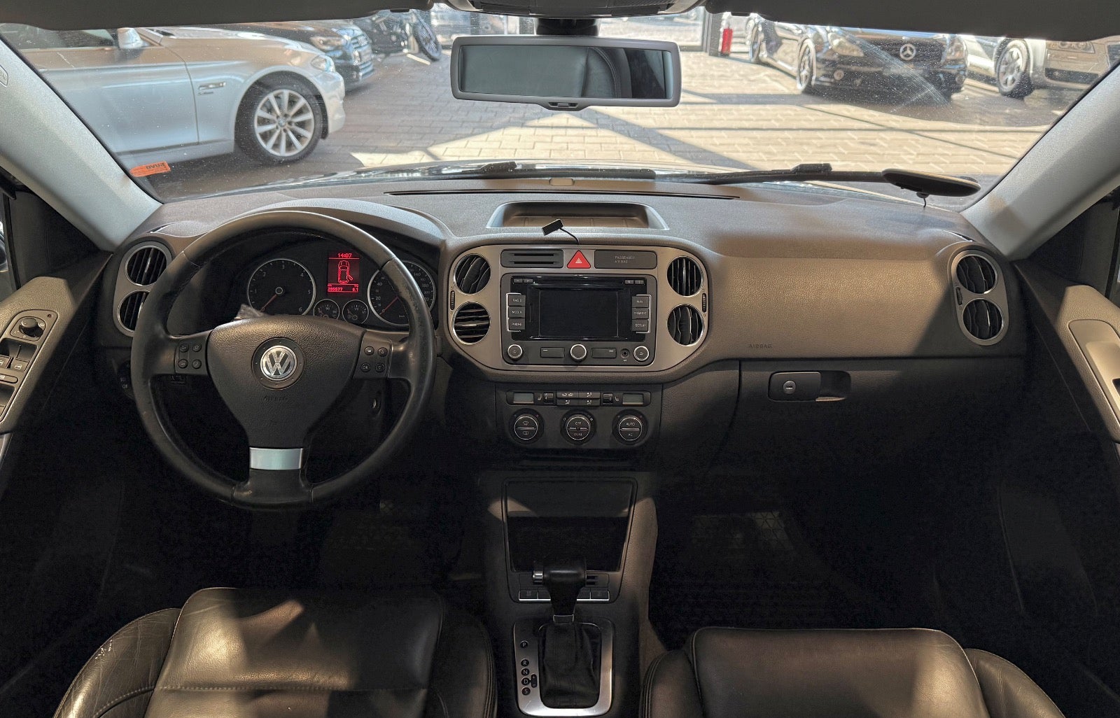 Billede af VW Tiguan 2,0 TDi 140 Sport & Style Tiptr. 4Motion Van