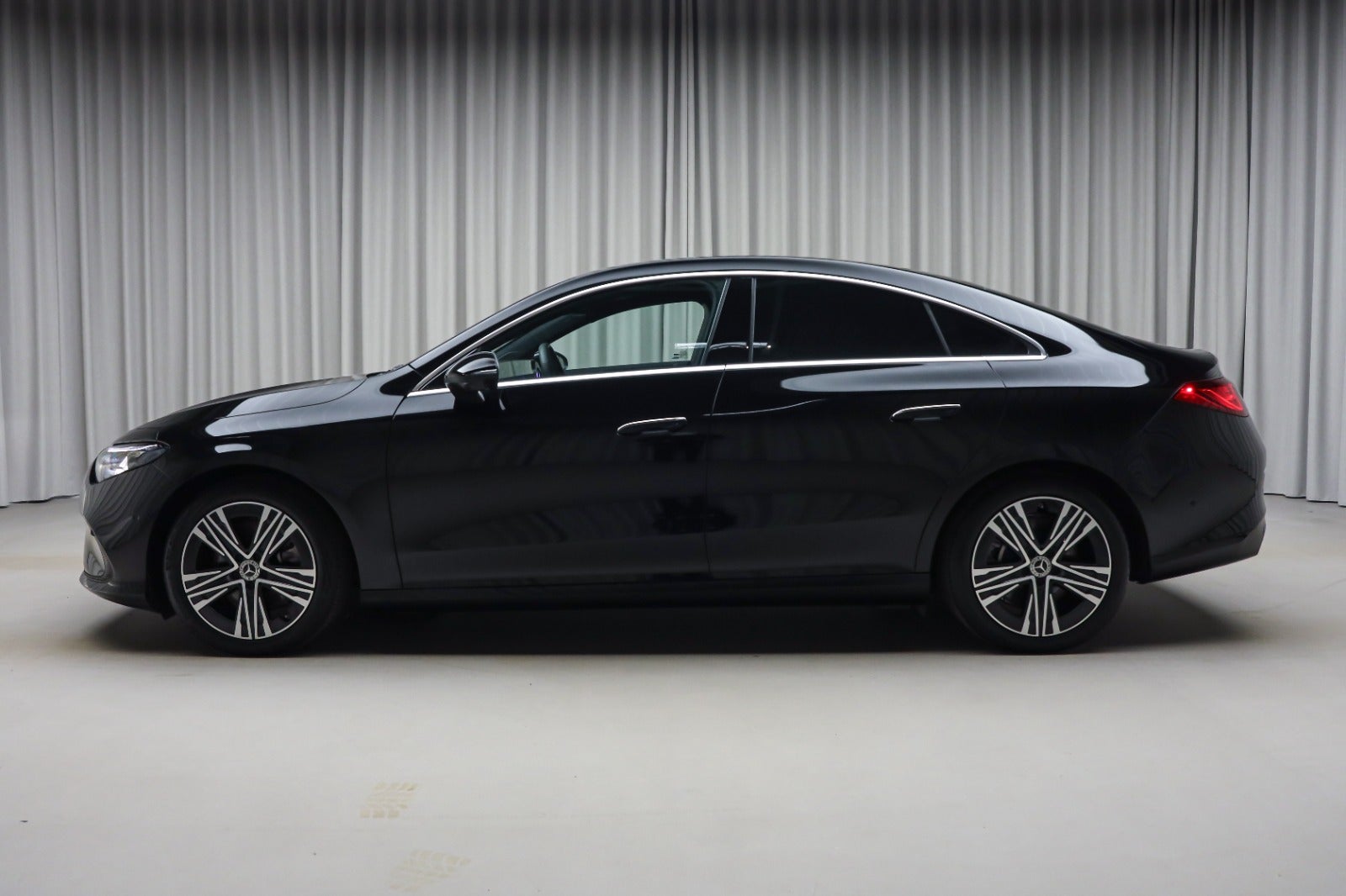 Mercedes-Benz CLA 200 (6/8)