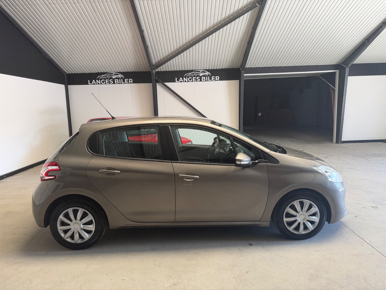 Peugeot 208 e-HDi 92 Active - billede 5