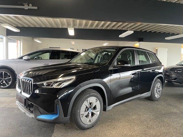 BMW iX1 xDrive30