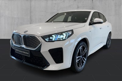 BMW iX2 xDrive30 M-Sport - 0