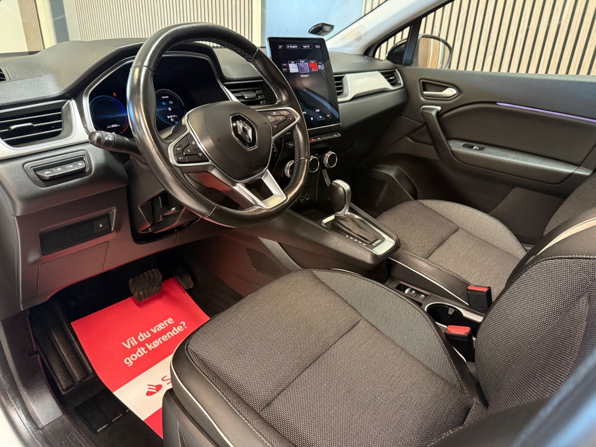 Renault Captur E-Tech Intens