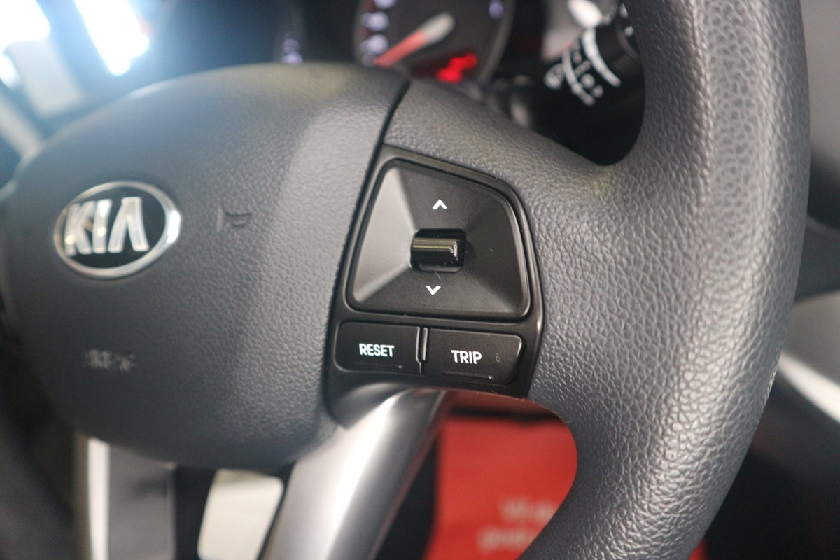 Kia Rio CVVT Active