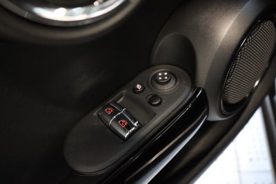 MINI Cooper SE Classic Trim