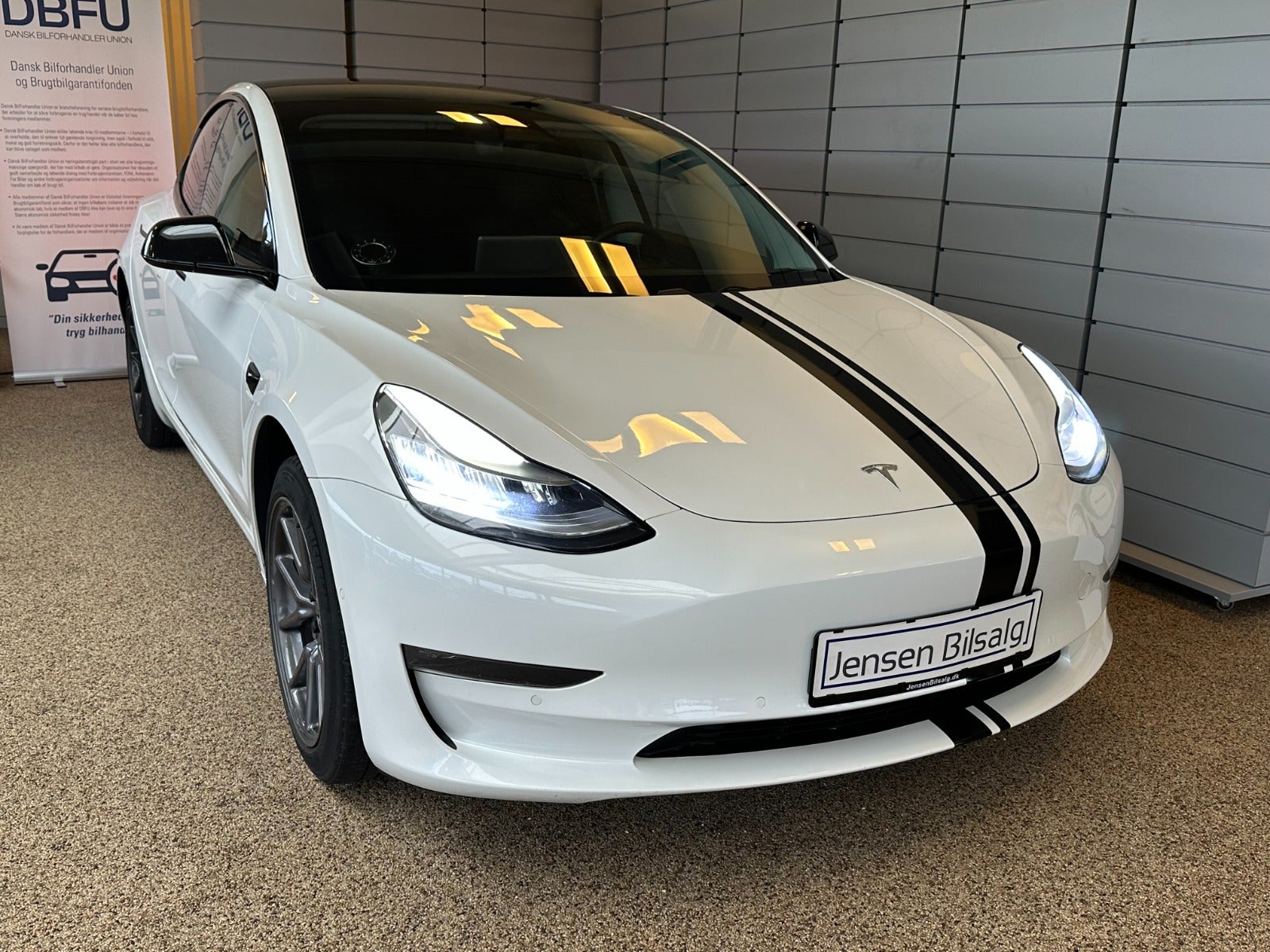 Tesla Model 3 Standard Range+ RWD