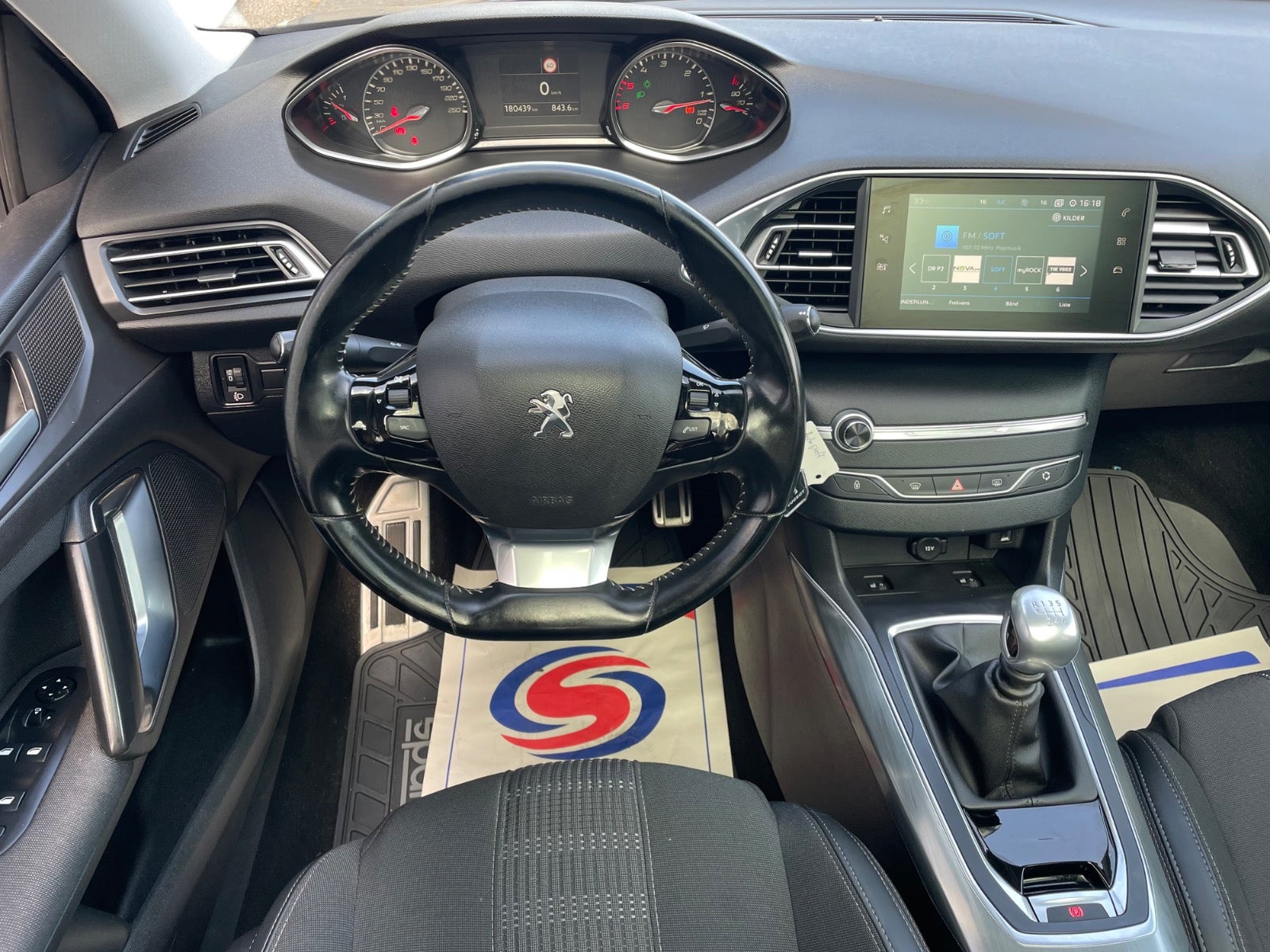 Billede af Peugeot 308 1,5 BlueHDi 130 Allure+ Sky SW