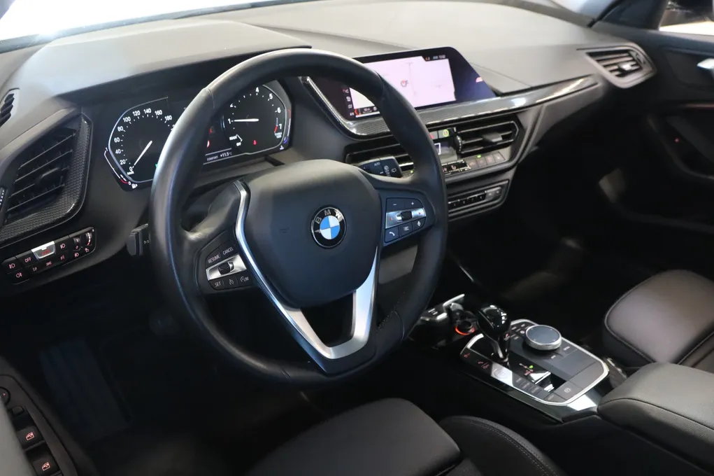 BMW 118i Sport Line aut.