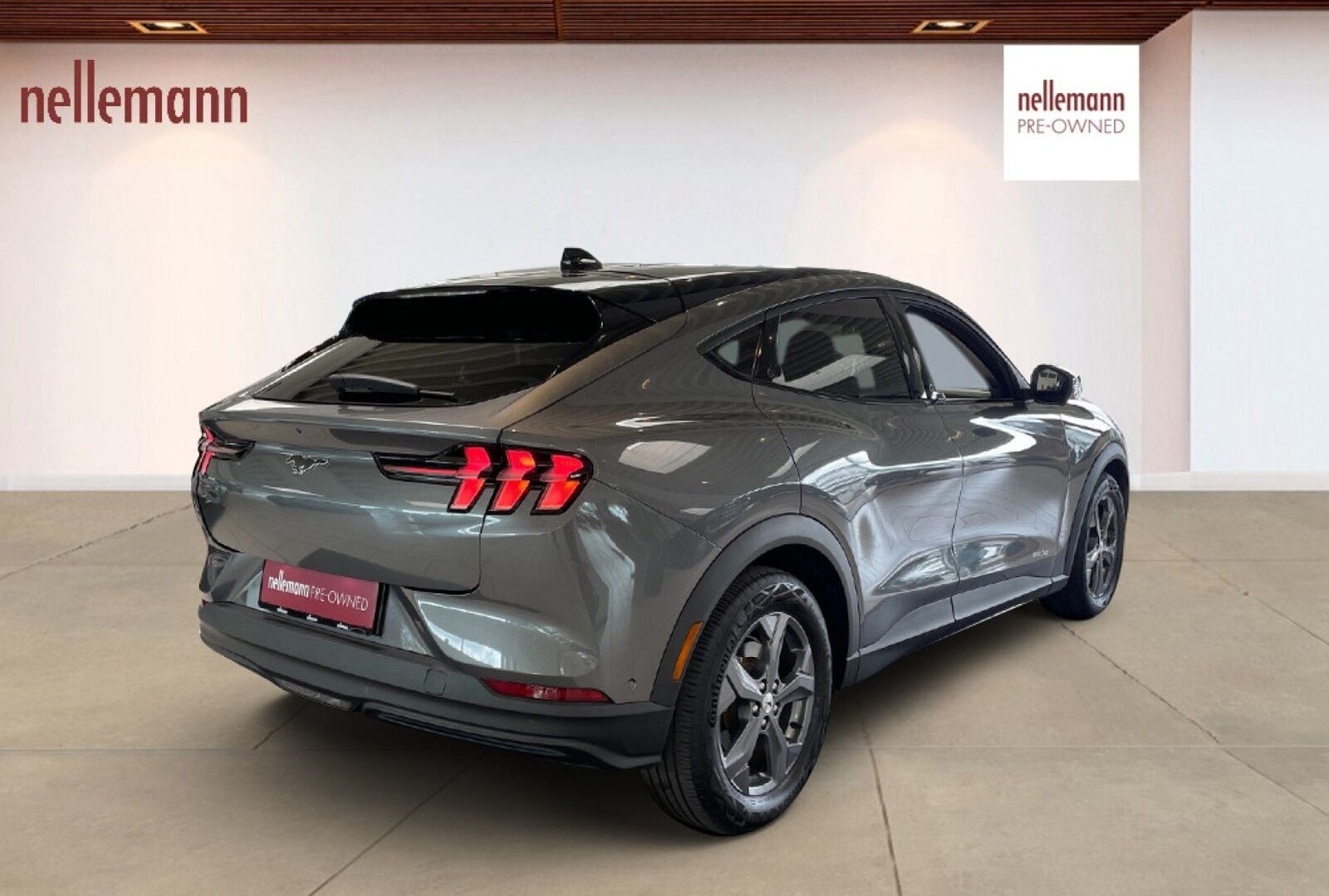 Ford Mustang Mach-E Premium Standard Range