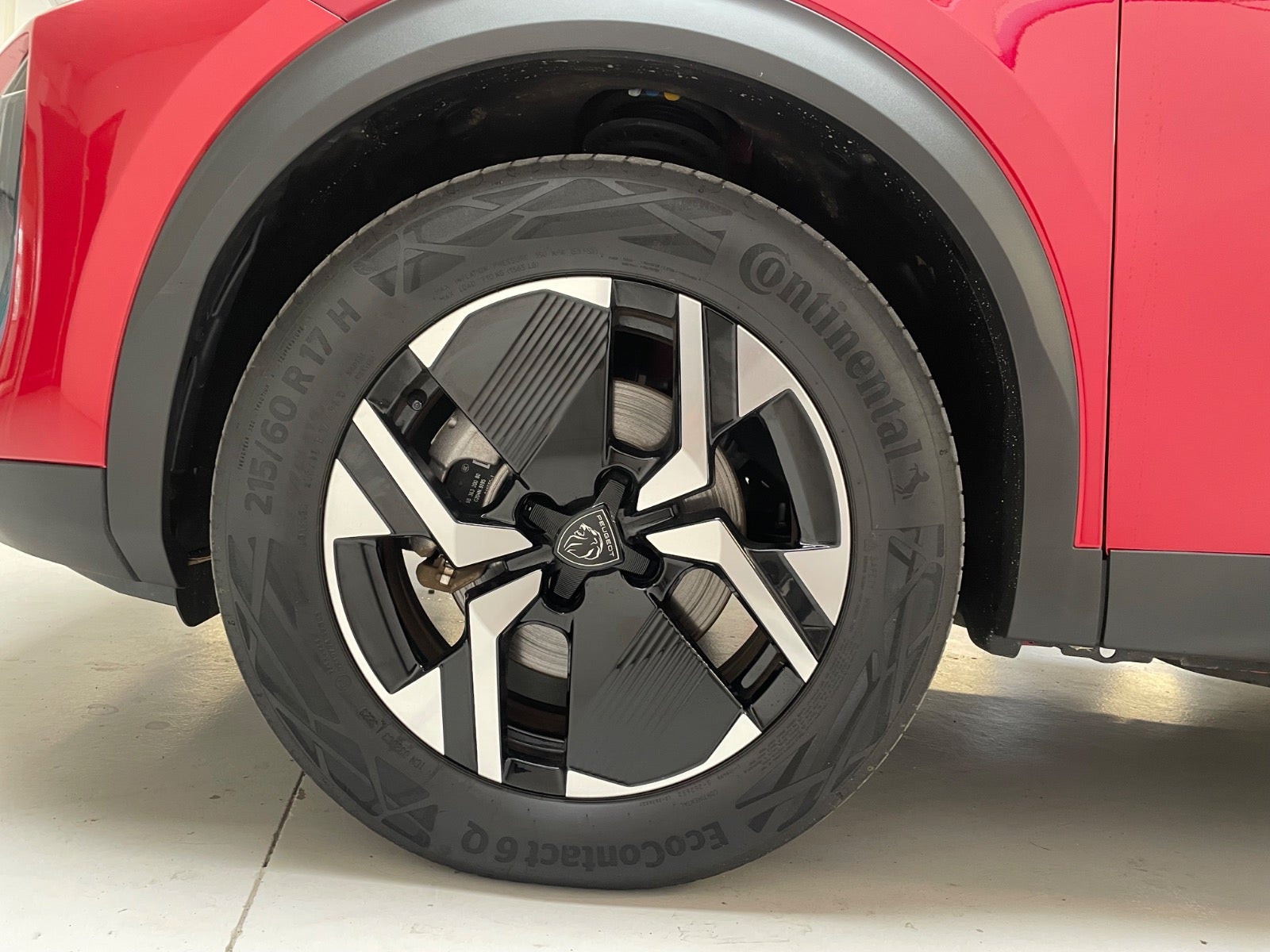 Billede af Peugeot e-2008 54 Allure