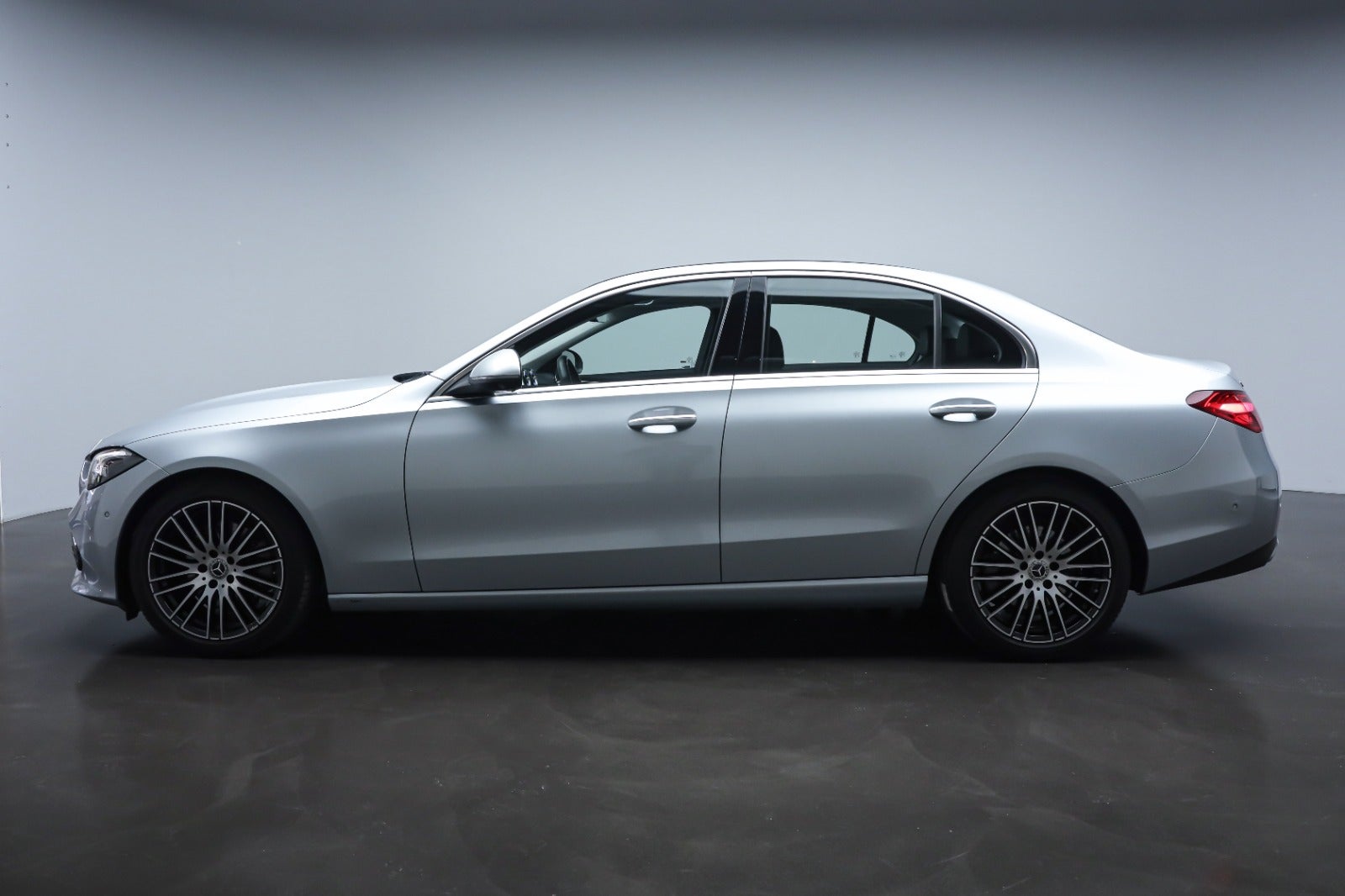 Mercedes-Benz C 220 d (6/8)