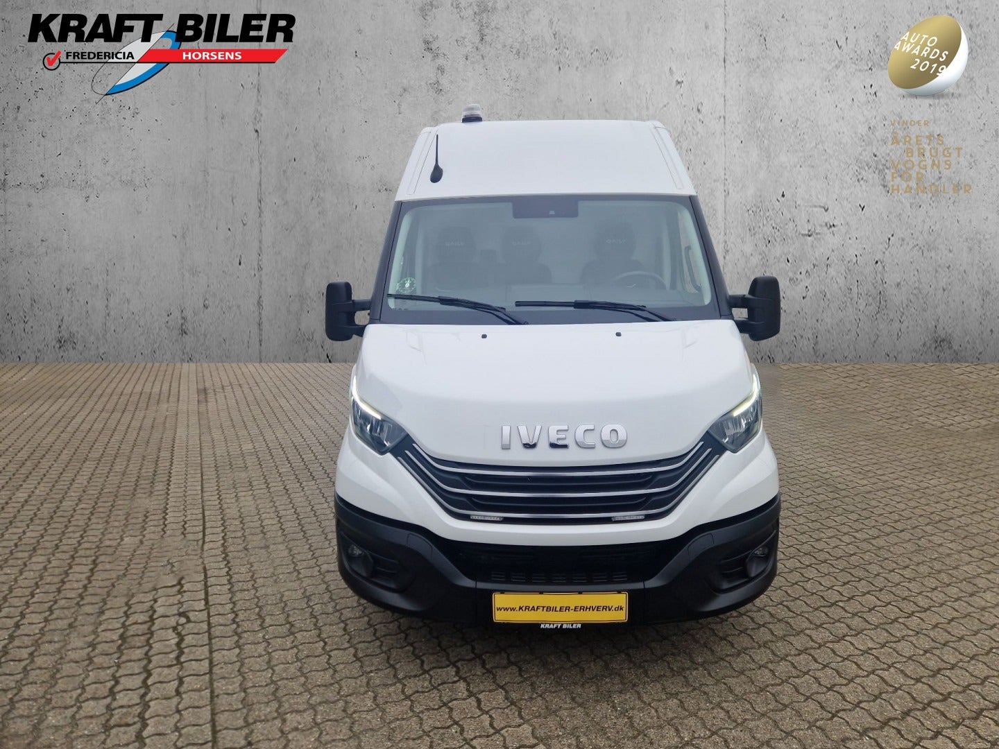 Billede af Iveco Daily 3,0 35S18 12m³ Van AG8