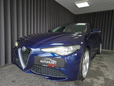 Alfa Romeo Giulia 2,0 T 200 Super aut. 4d