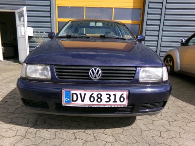 VW Polo 1,6 Classic Benzin modelår 2000 km 226000 nysynet ABS airbag servostyring, NYSYNET , ikke ry