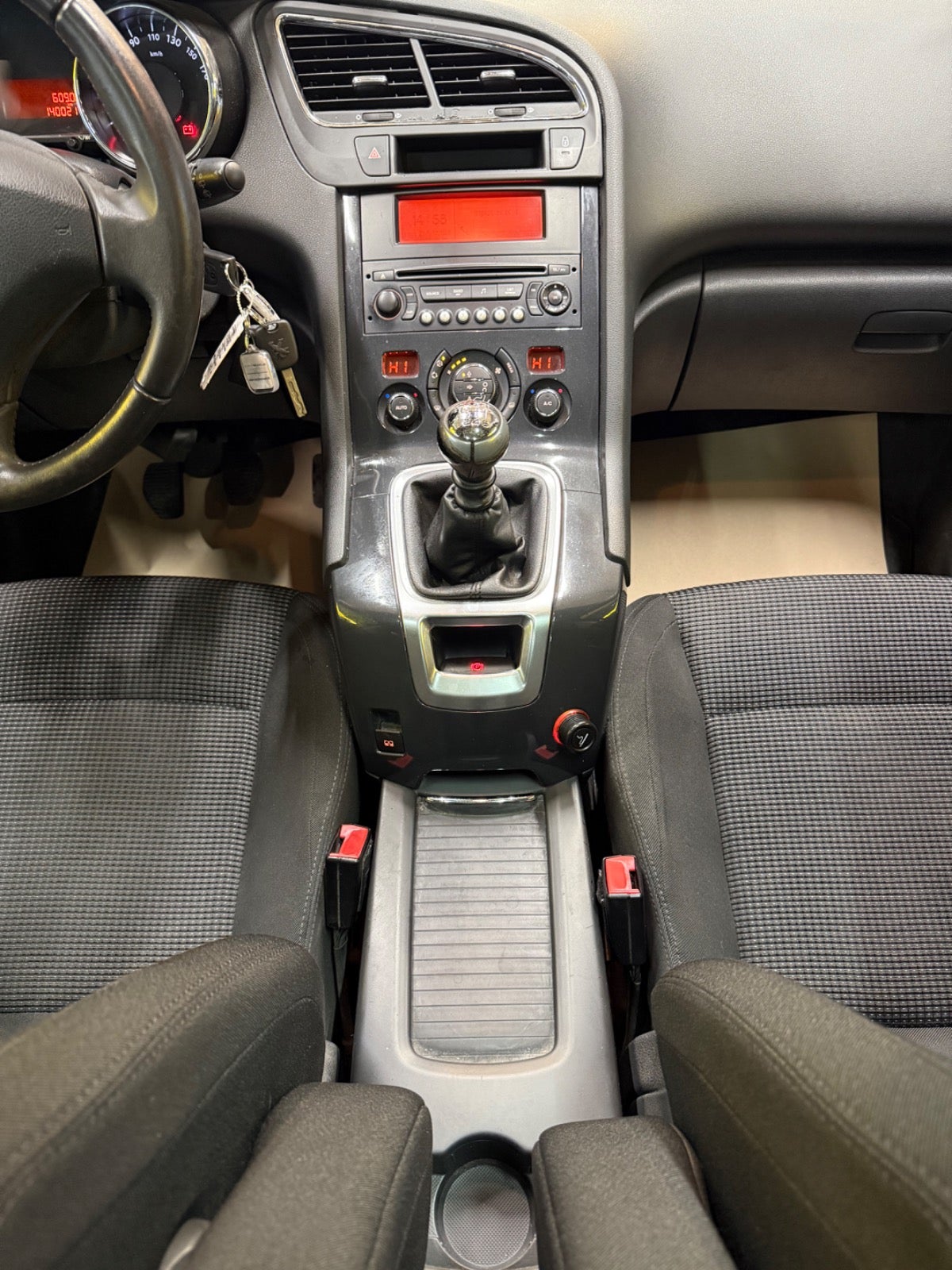 Billede af Peugeot 5008 1,6 HDi 110 Premium 7prs