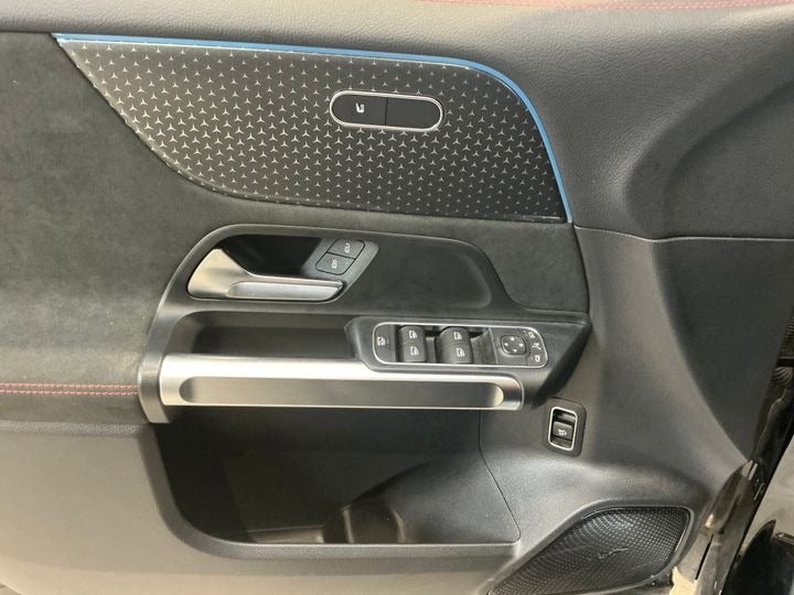 Billede af Mercedes EQB250+ AMG Line Advance Plus