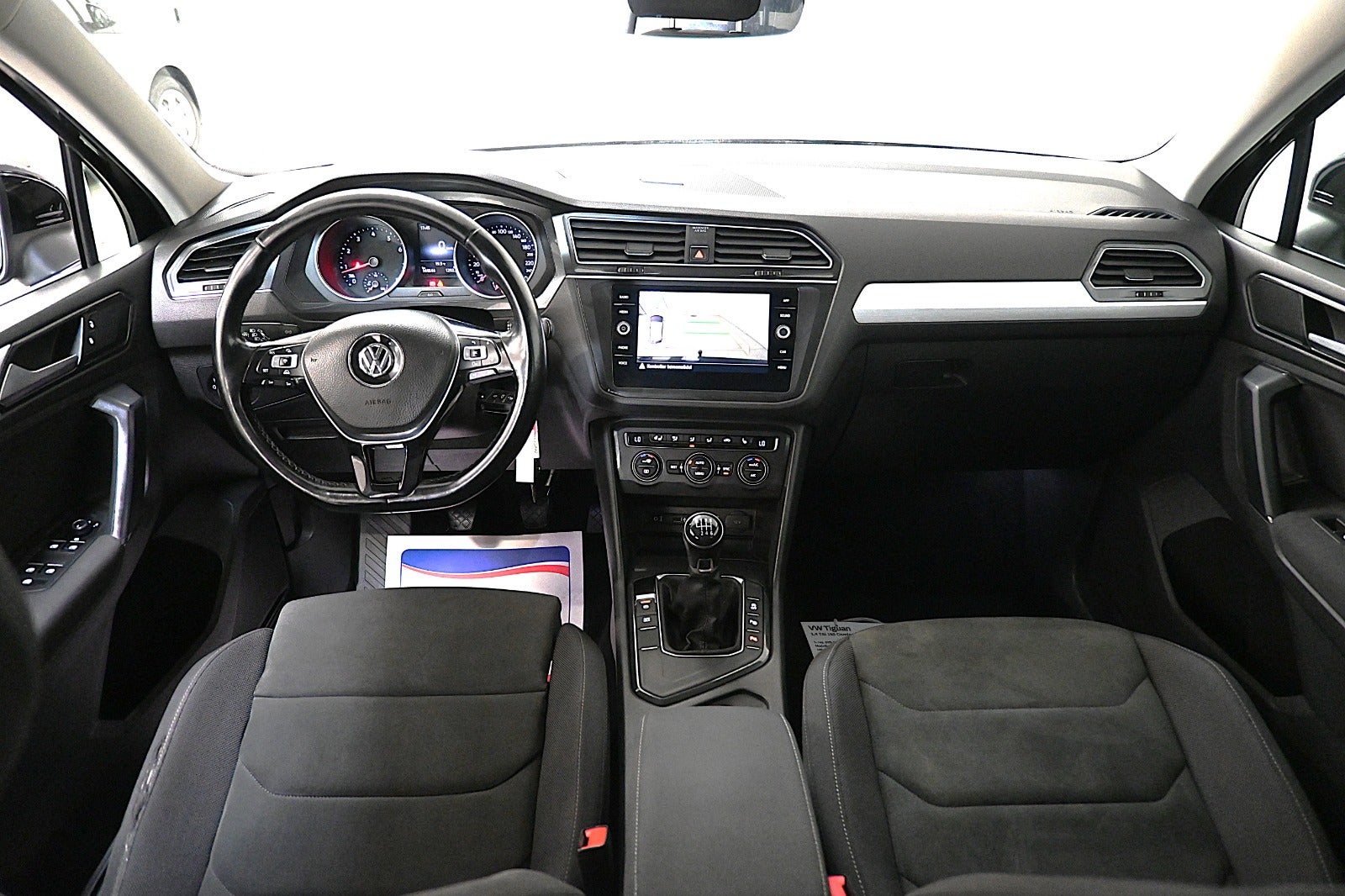 VW Tiguan TSi 150 Comfortline Van