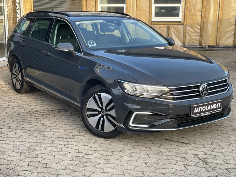 VW Passat GTE Variant DSG