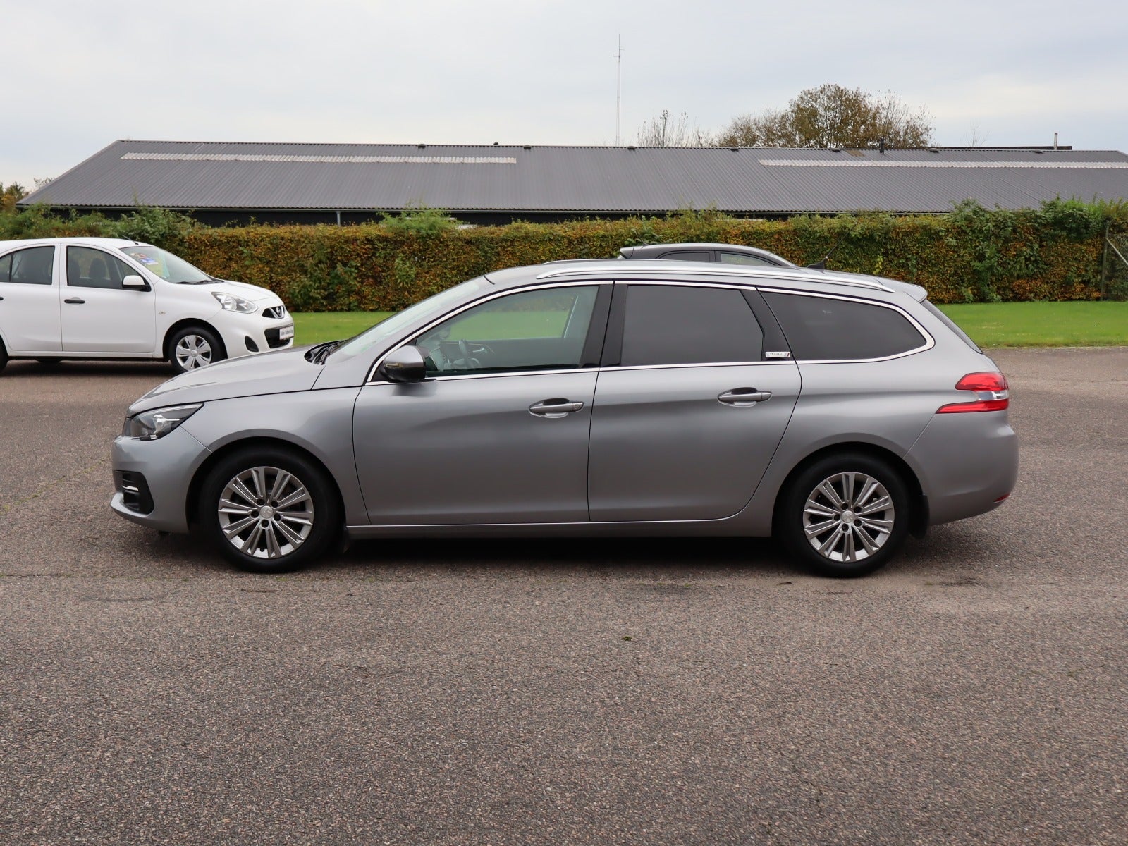 Billede af Peugeot 308 1,6 BlueHDi 120 Allure Sky SW