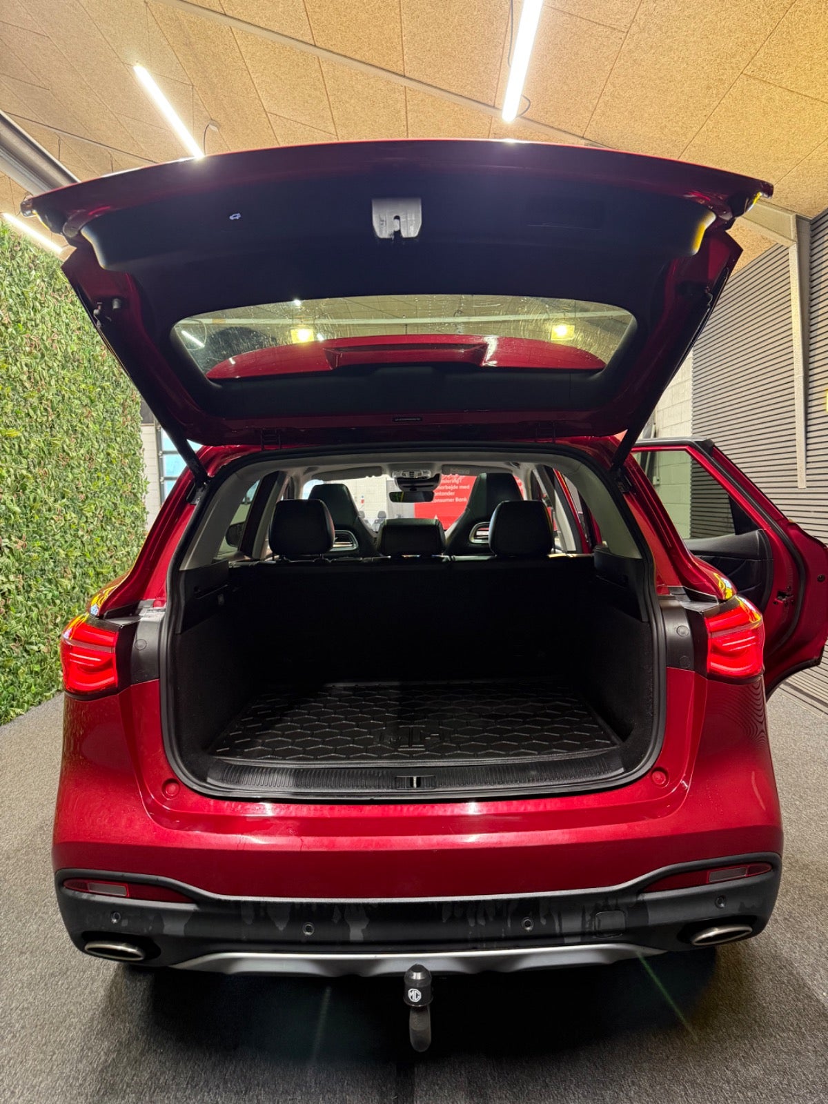 Billede af MG EHS 1,5 PHEV Luxury