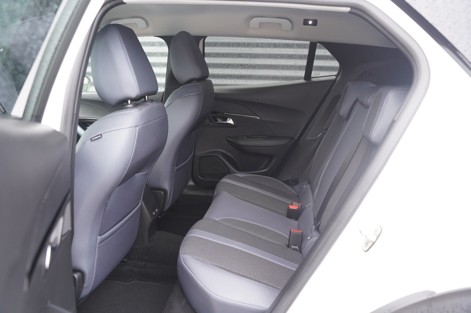 Billede af Peugeot 2008 1,2 PureTech 130 Edition:210+