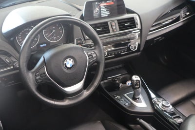 BMW 220i Cabriolet aut.