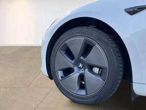 Tesla Model 3 RWD