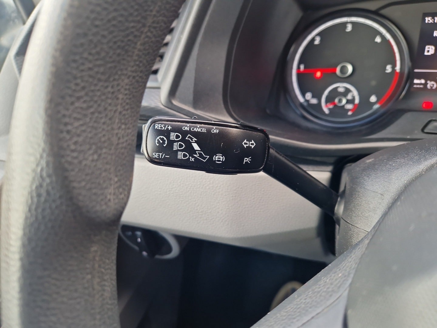 Billede af VW Transporter 2,0 TDi 110 Kassevogn lang