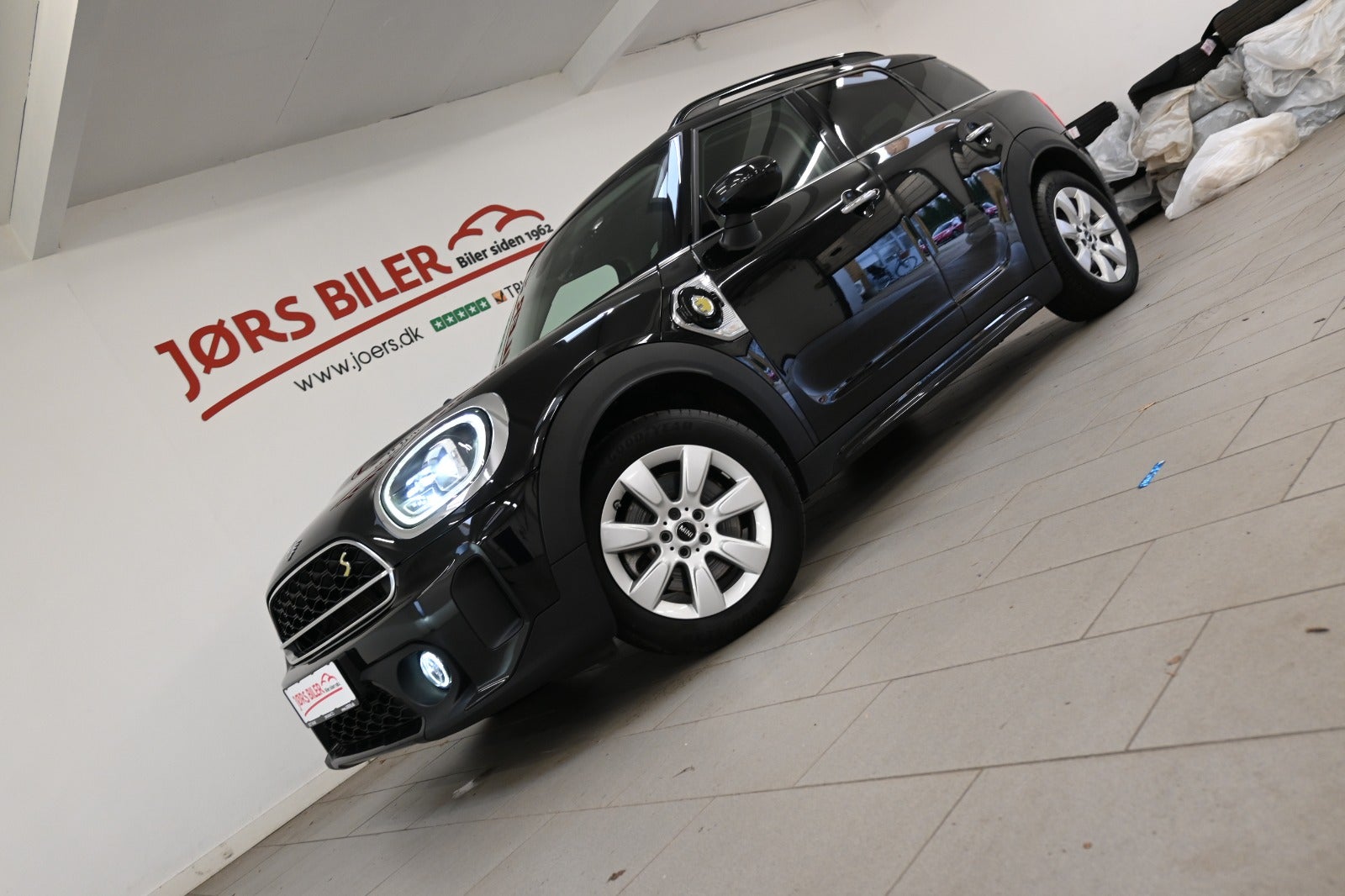 MINI Countryman Cooper SE Essential aut. ALL4